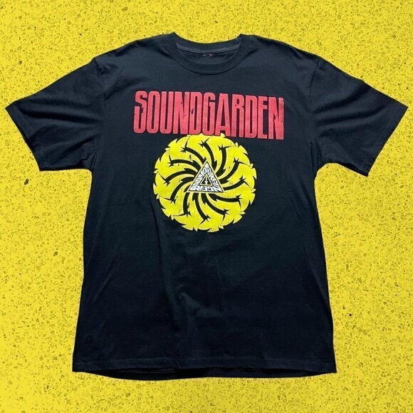 Soundgarden badmotofinger t shirt - Picture 2 of 7